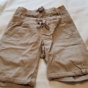 Girls khaki shorts